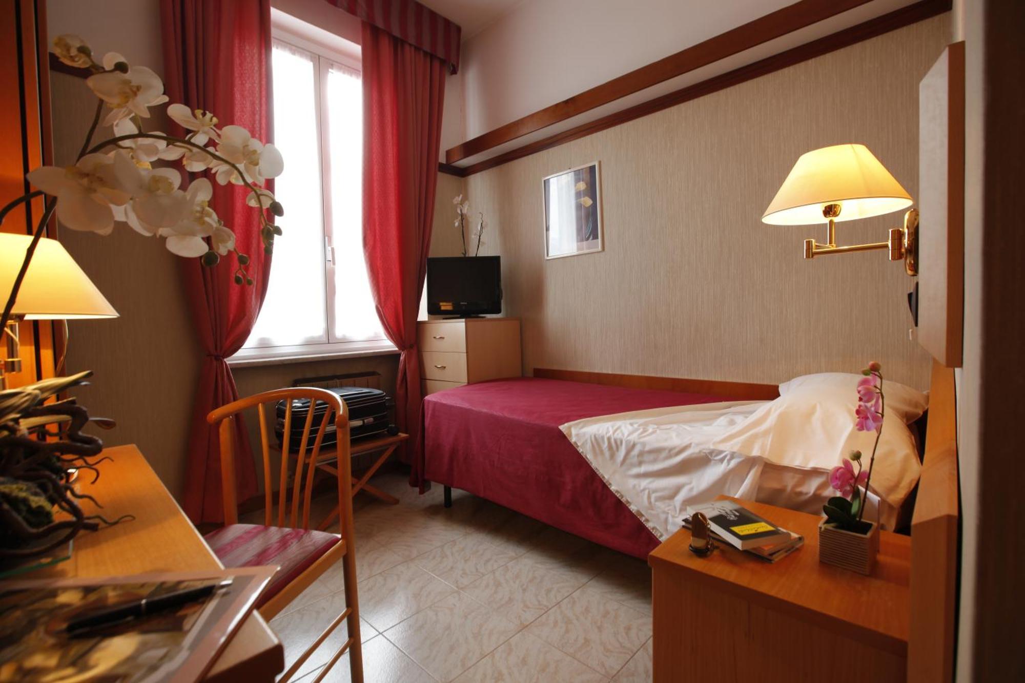 Hotel Monte Rosa Chiavari Værelse billede